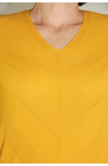 Żółty sweterek z dzianiny z dekoltem V
